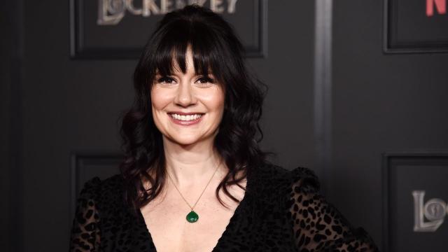 Amazon’s Fourth Wing Series Hires Meredith Averill as Showrunner