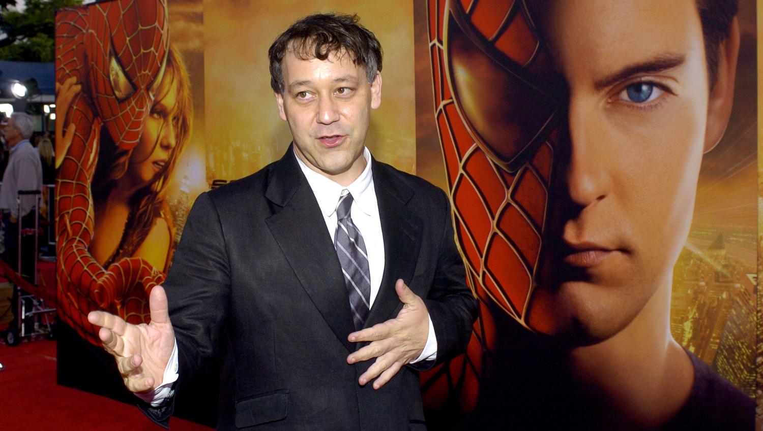 DC Fans Fury After James Gunn Claps Back at Raimi Spam