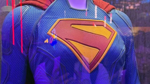 First Look: Supergirl's Stunning Costume in 2026 DC Movie