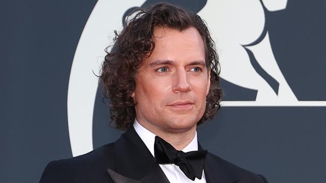 Henry Cavill Returns with Poetry and a Bandaged Foot Post-Injury