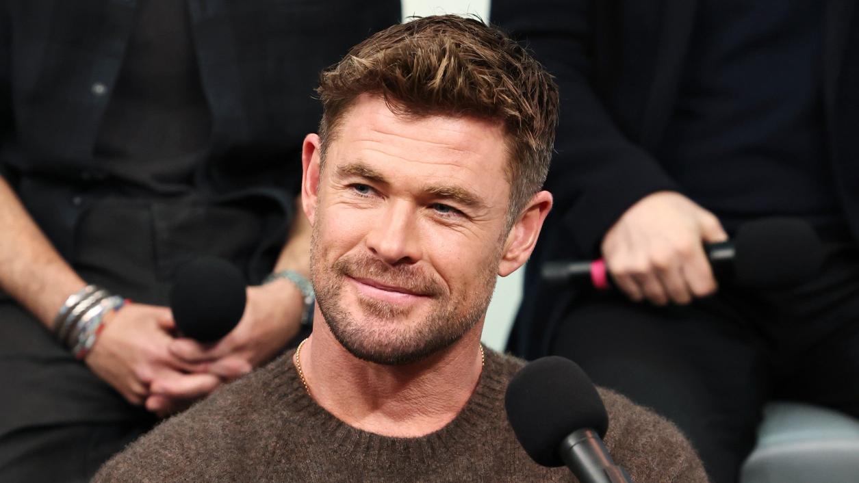 Hulk Star Mark Ruffalo Hints at Chris Hemsworth's Return