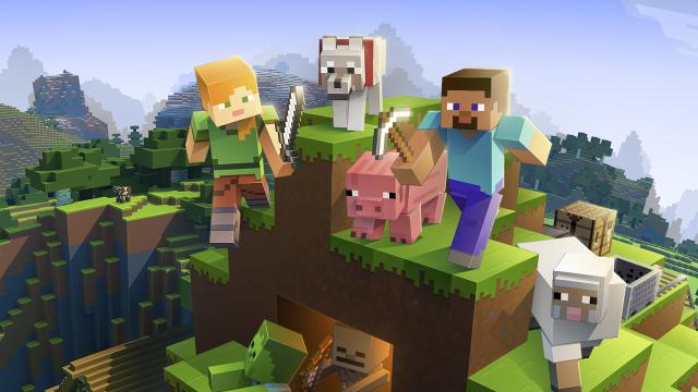 Jennifer Coolidge lands role in 'Minecraft' movie epic