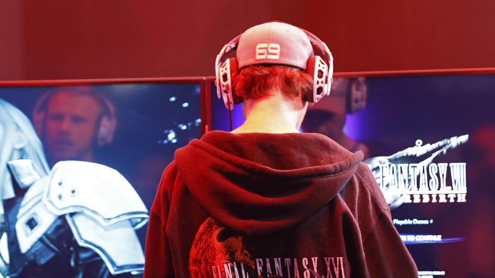 New study links gaming to hearing damage risks