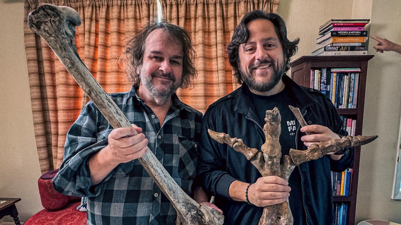 Peter Jackson Aims to Revive a Giant Bird, Not a Monster