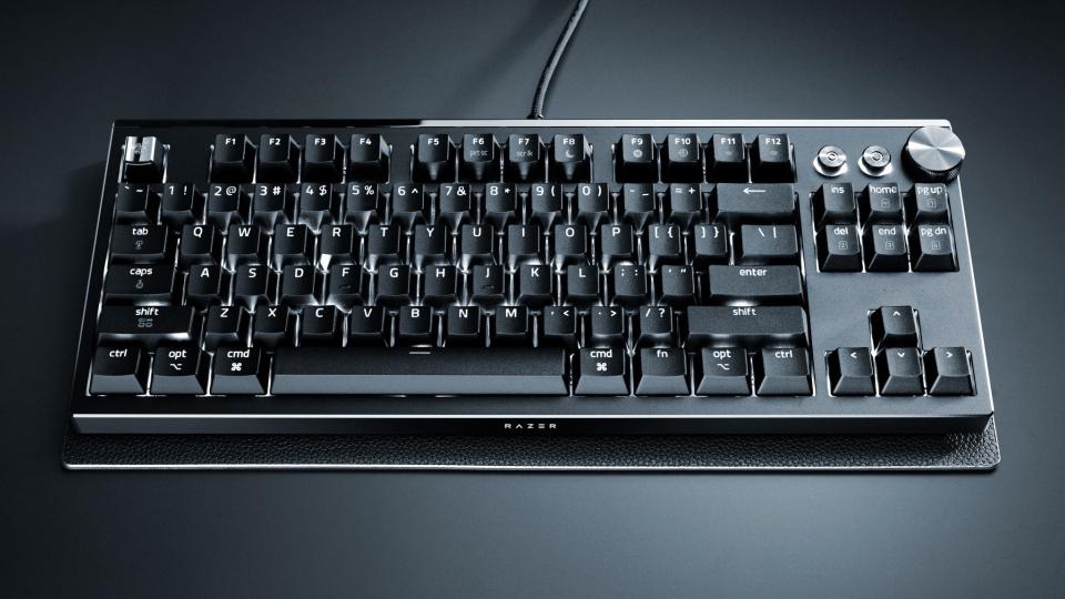 Razer Unveils Over-The-Top Huntsman Mechanical Keyboard