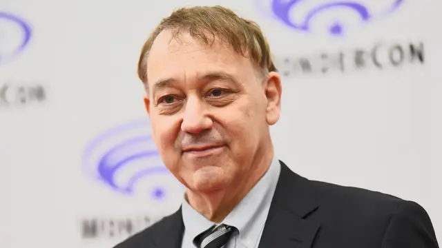 Sam Raimi to direct remake of Magic