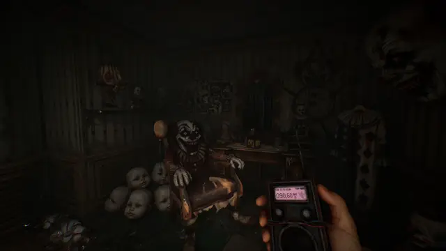 Give us a sign: co-op horror game with voice-reactive gameplay