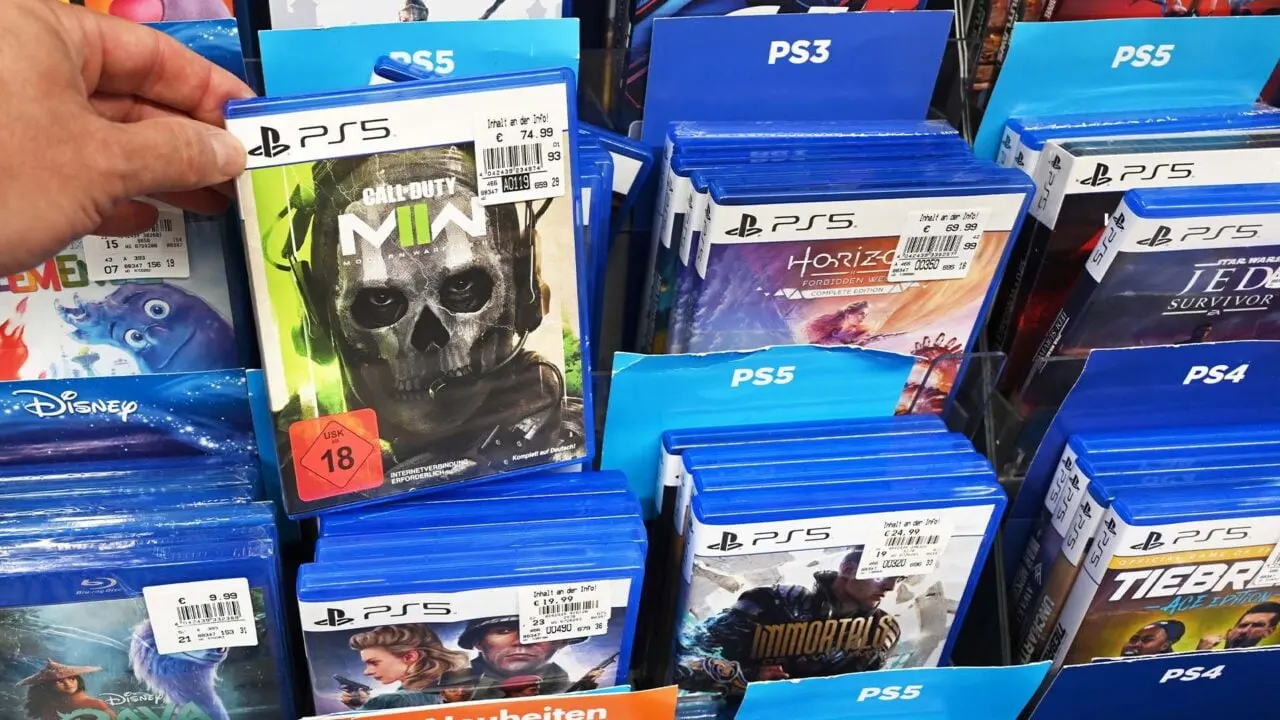 Sony's physical media shutdown: consequences for gamers and the industry