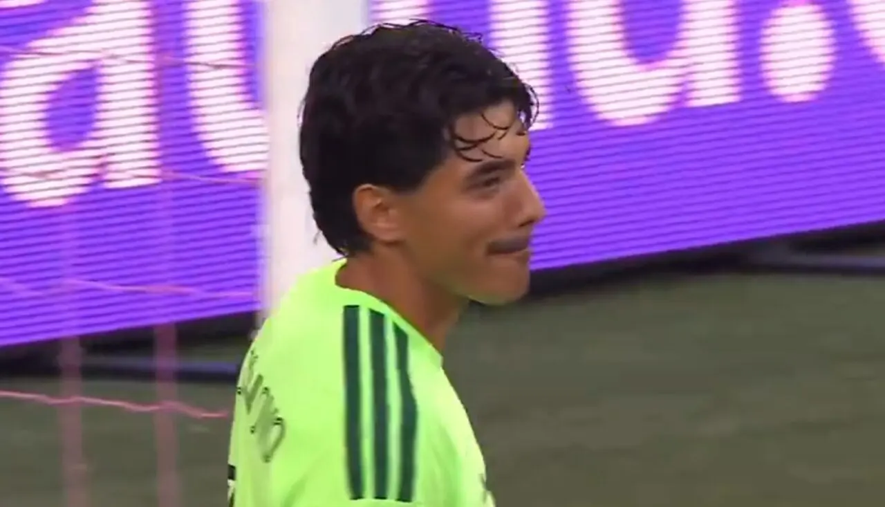 Inter Miami's 3-2 victory over Chicago: Rocco Ríos Novo's own goal
