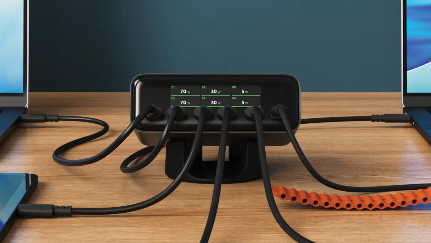 Satechi ChargeView 240W desktop charger: the ultimate charger for gamers